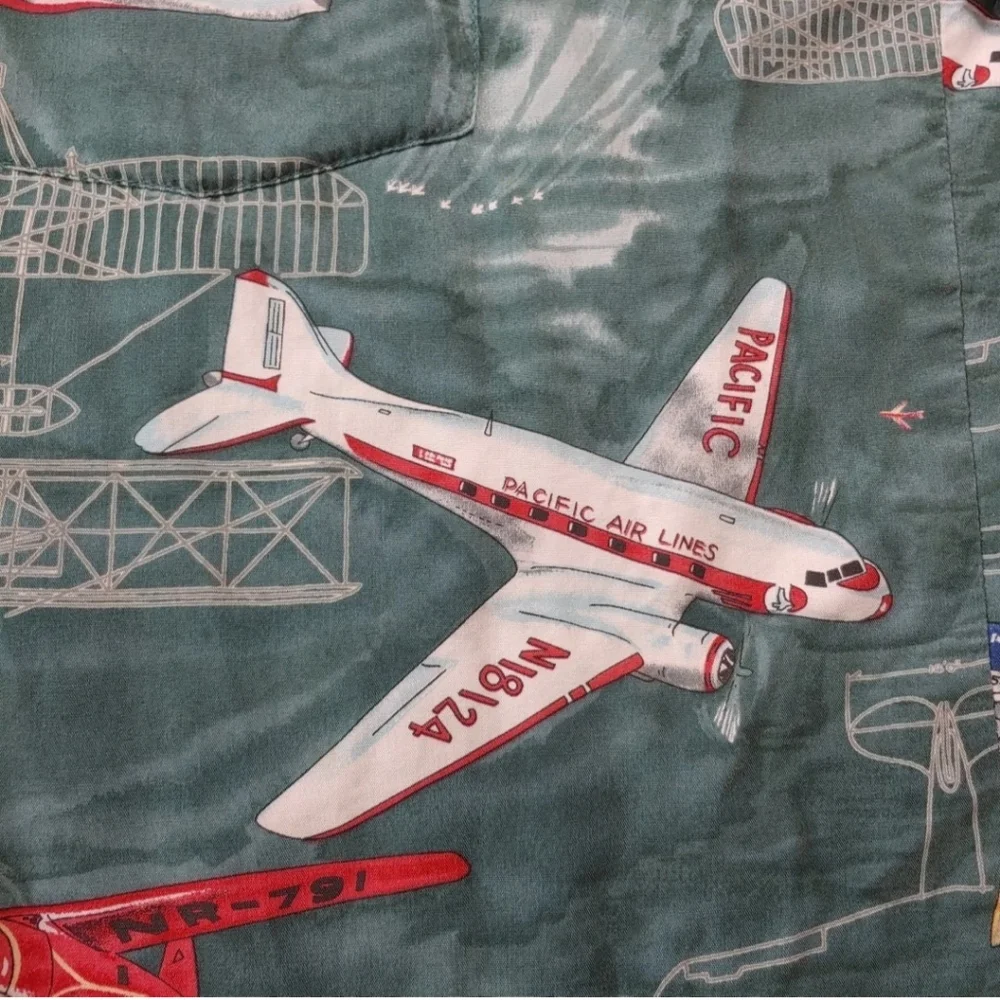 Paradise Found Pacific Airlines Hawaiian Shirt XL Airplanes Planes Green Avaitor